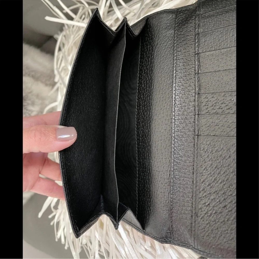 Authentic Gucci Black GG Canvas Wallet with Gold D-Ring - Picture 6 of 15